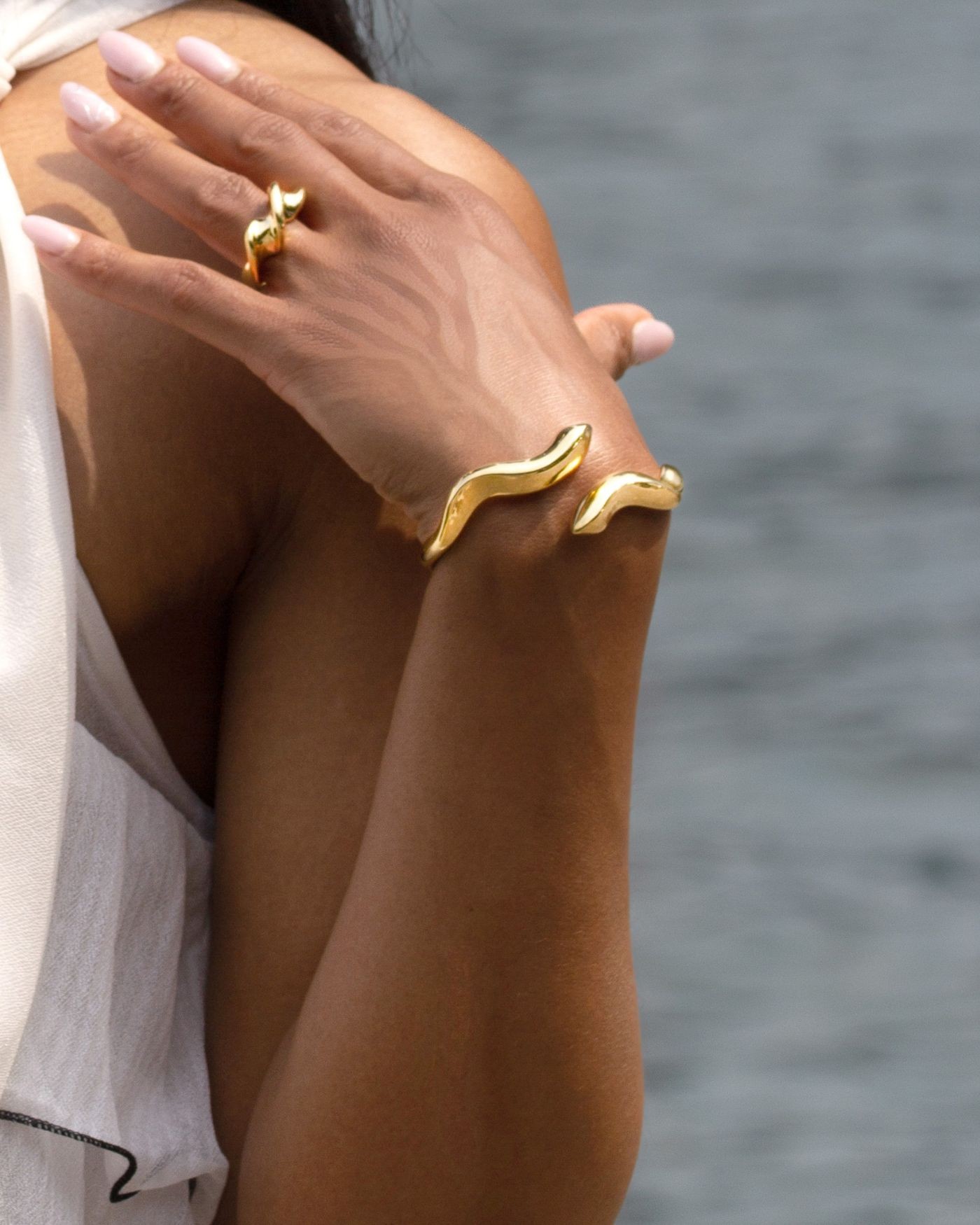 18K vergoldeter Ring Onde aus geblasenem Silber  - 3