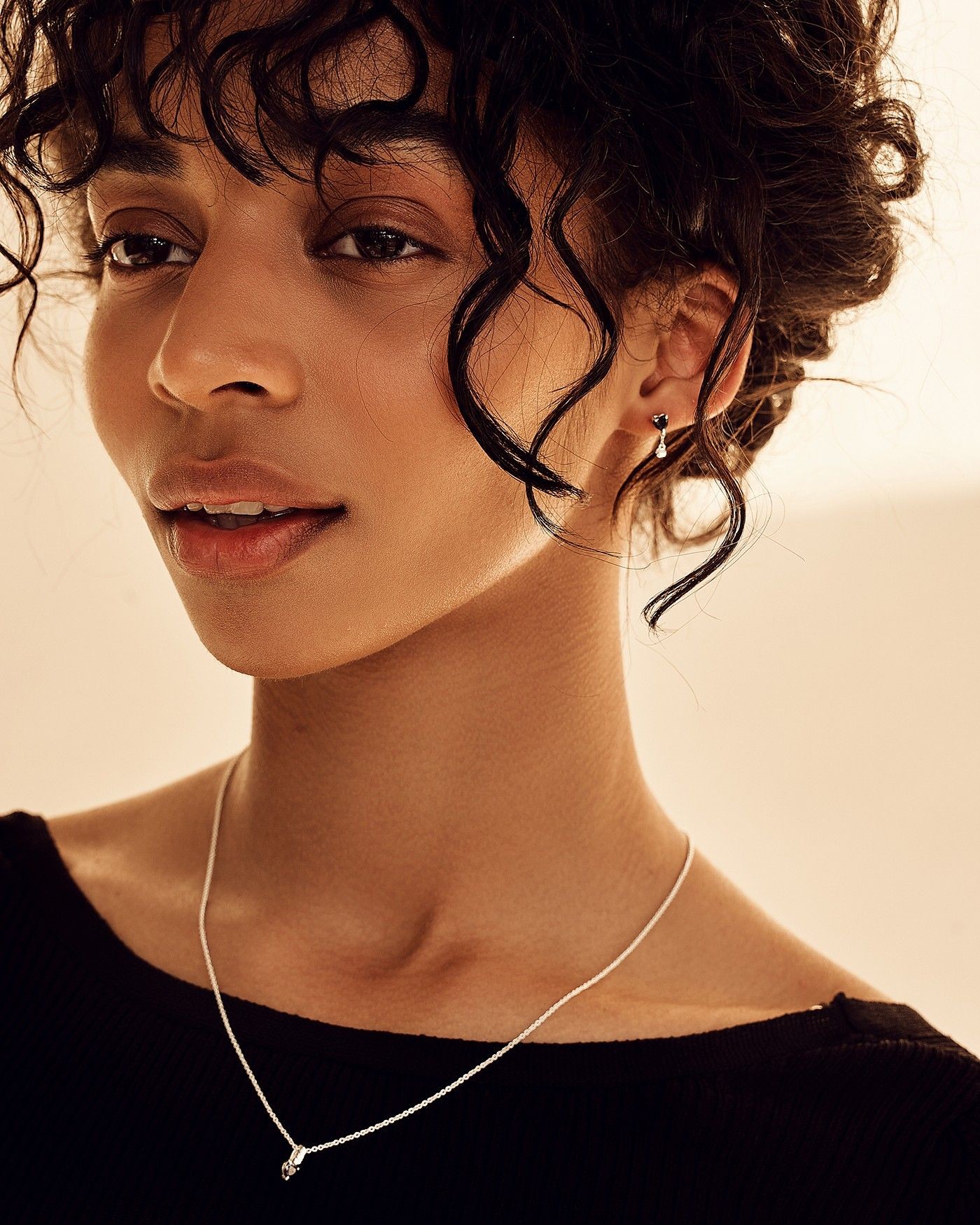 Pendant Earrings Raffinata with black heart  - 1