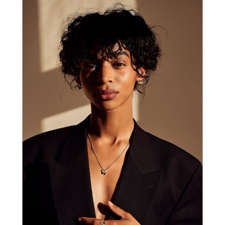 Mini Hoop Schmetterlingsohrringe Farfalla mit Schwarzen und Olivin Zirkonia  - 4